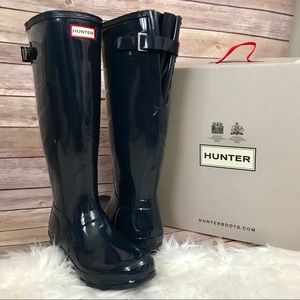 Adjustable Hunter rain boots
